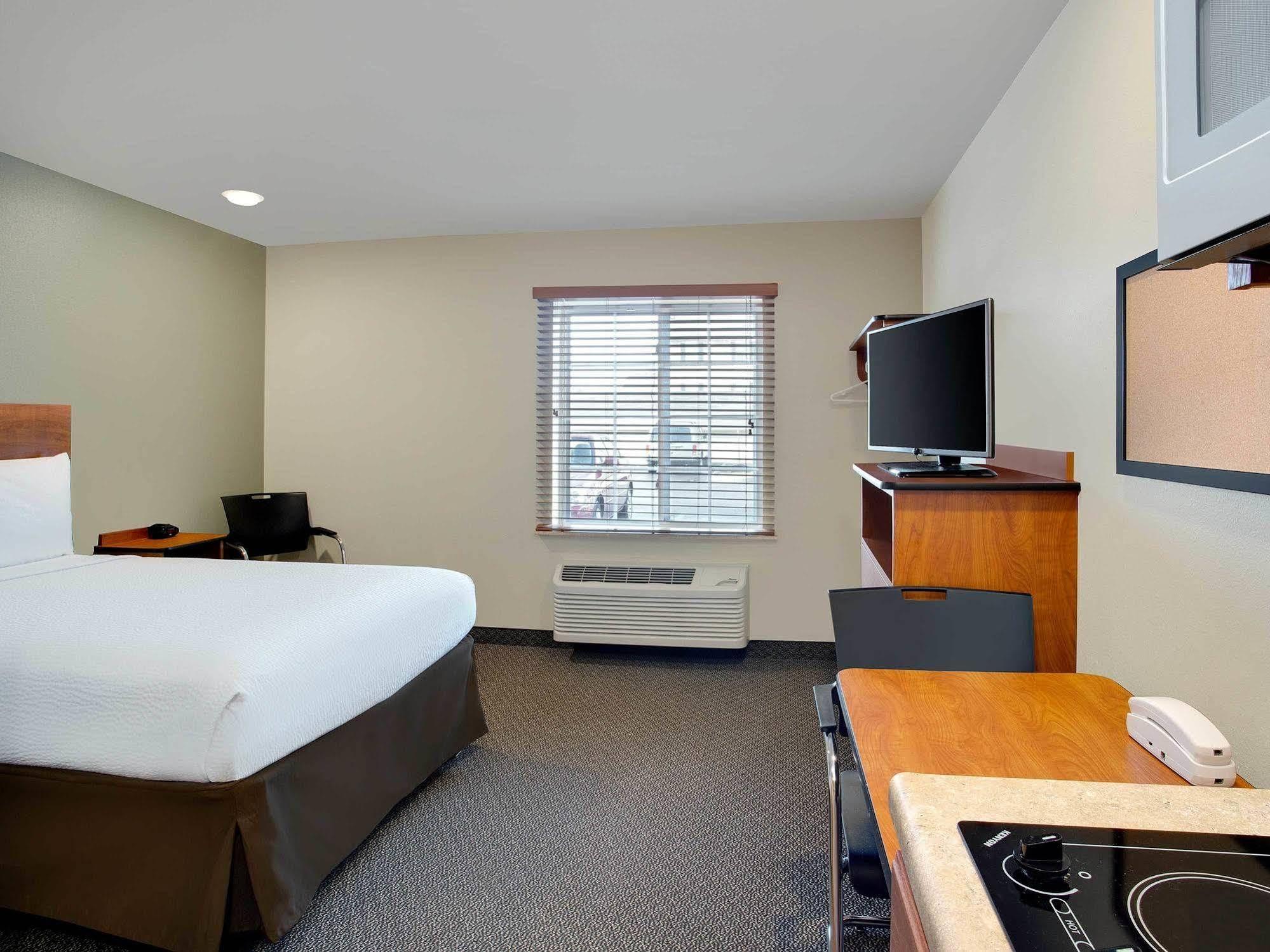 Woodspring Suites Columbus North I-270 Екстериор снимка