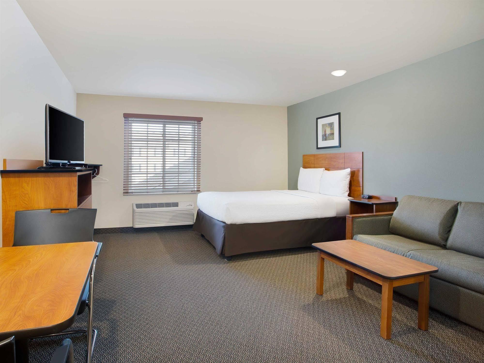 Woodspring Suites Columbus North I-270 Екстериор снимка
