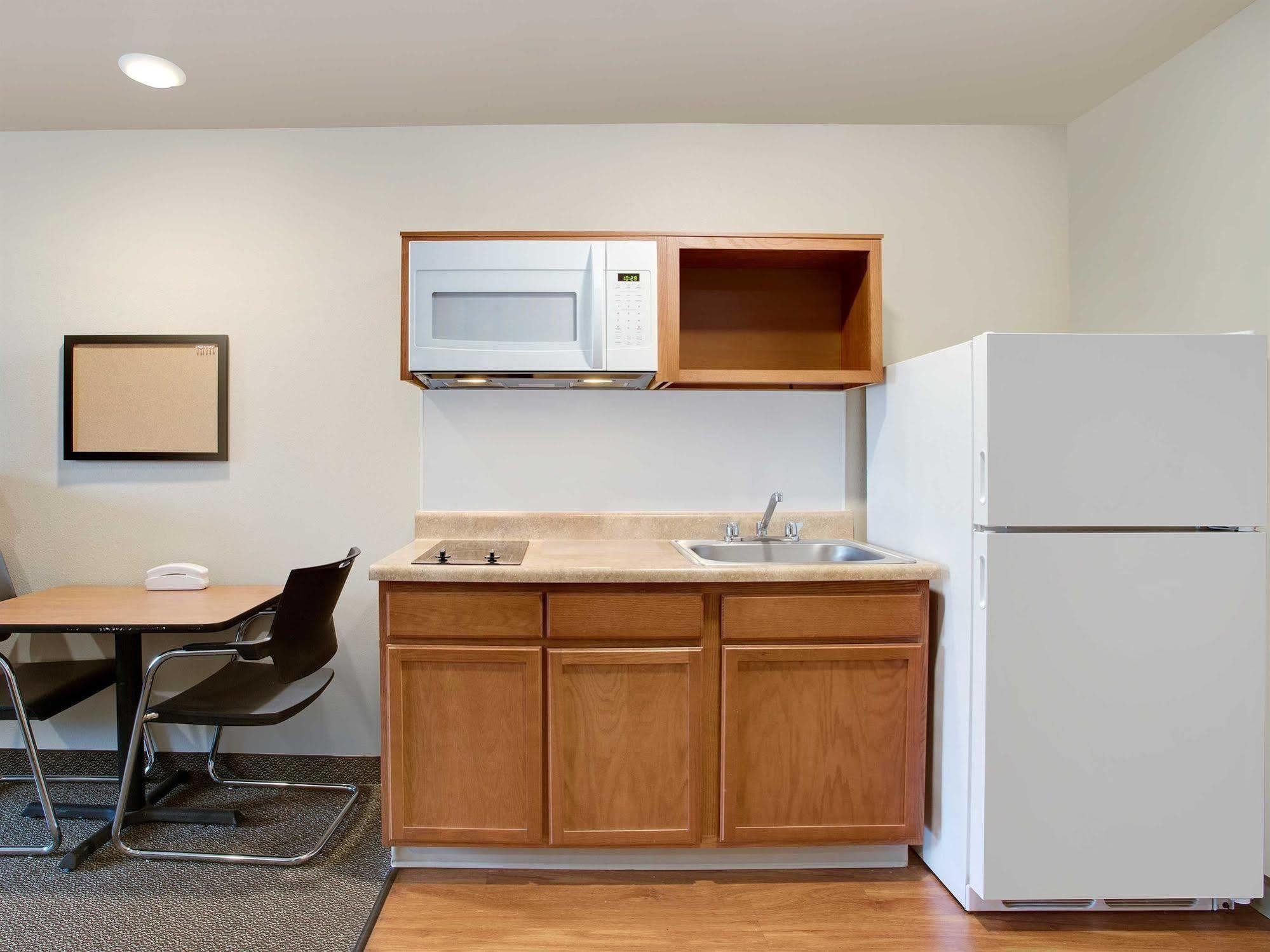 Woodspring Suites Columbus North I-270 Екстериор снимка